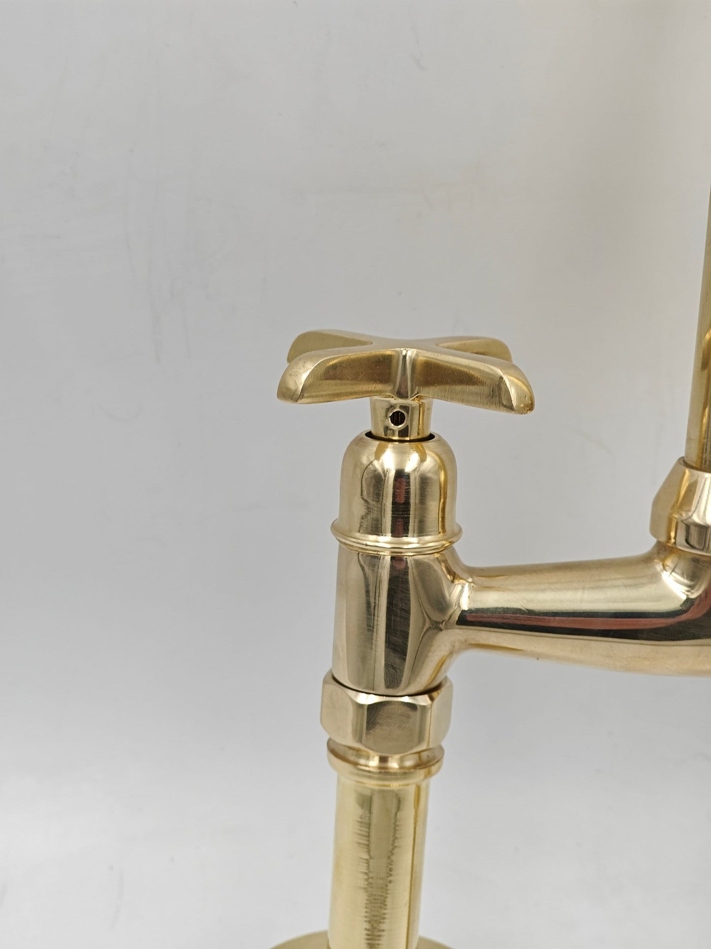 Antique Style Solid Brass Bridge Faucet