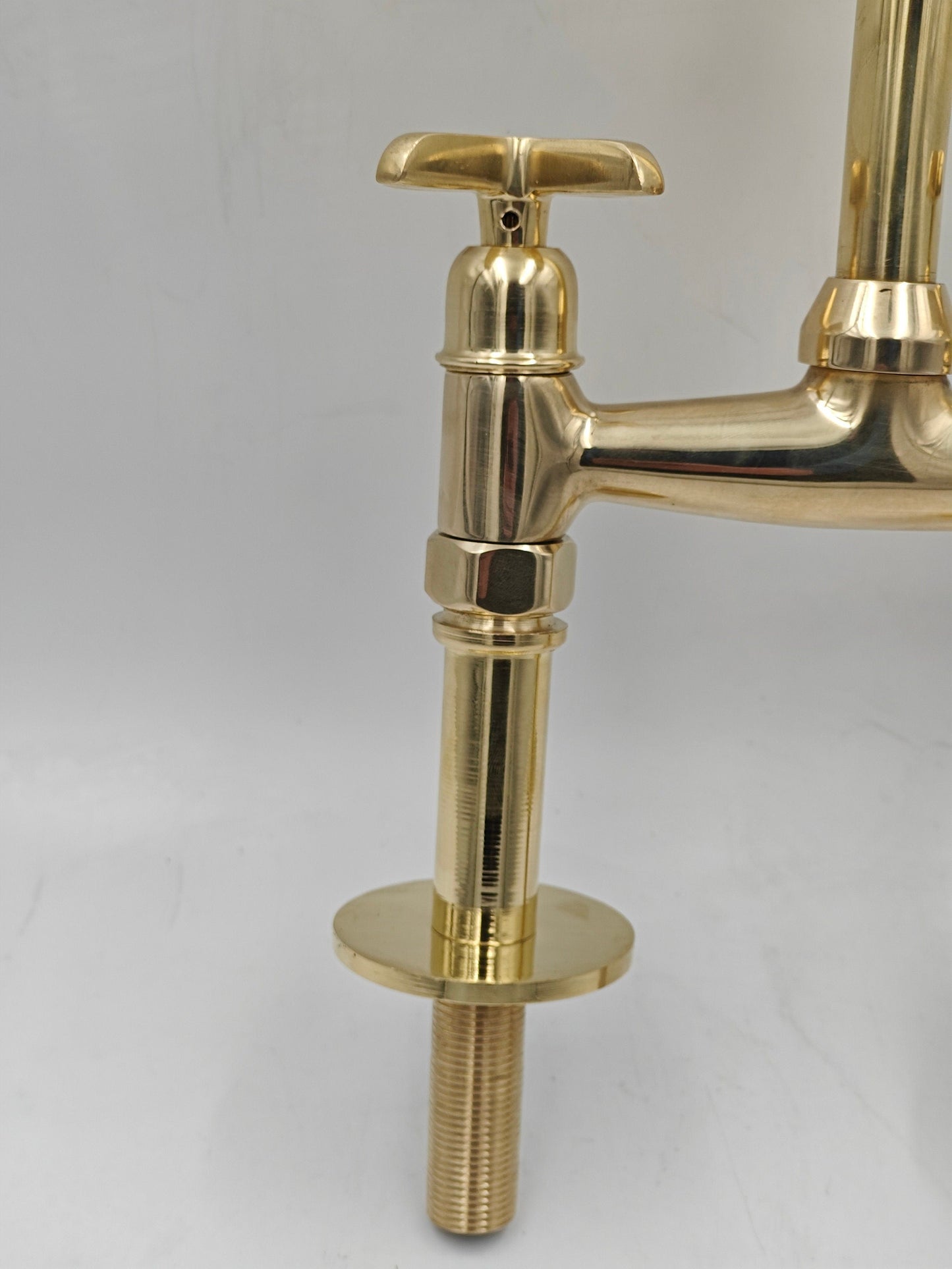 Antique Style Solid Brass Bridge Faucet